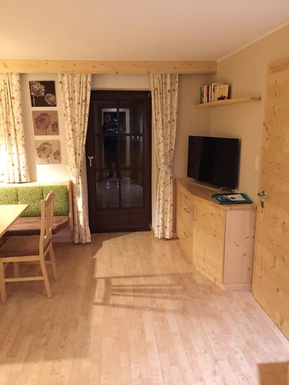 Auenhof Apartment Gschnitz Ngoại thất bức ảnh